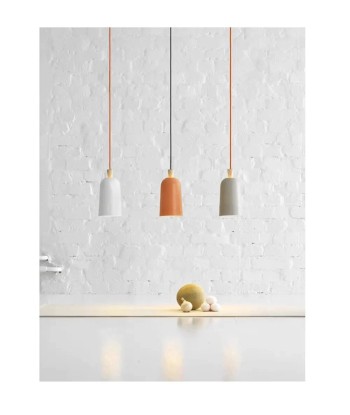 Suspension métal et bois cloche colorée allongée design scandinave les muscles